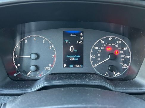 Certified 2023 Toyota Corolla LE image 22