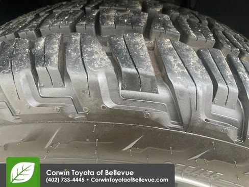 Used 2019 Toyota Tundra Limited w/ Limited Premium Package image 19