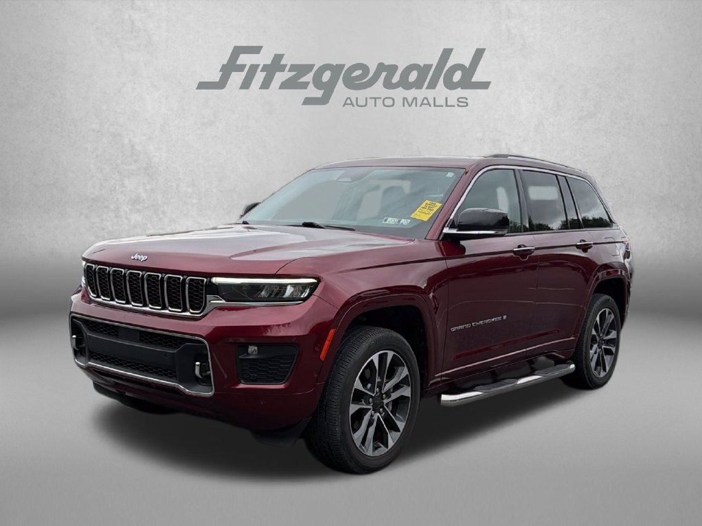 Used 2023 Jeep Grand Cherokee Overland AWD/4WD image 3