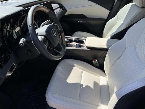 Used 2024 Lexus RX 350 Premium Plus w/ Convenience Package image 26
