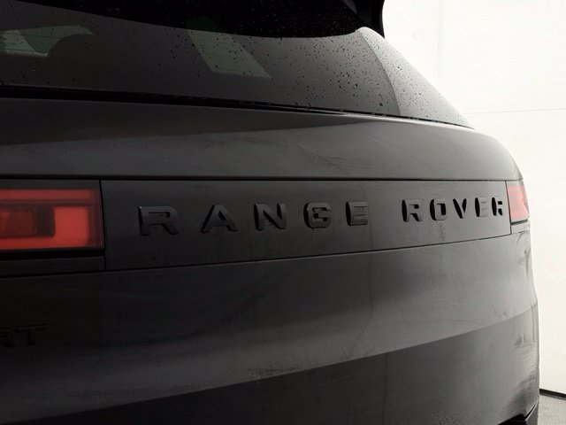 New 2027 Land Rover Range Rover Sport SE AWD/4WD image 15