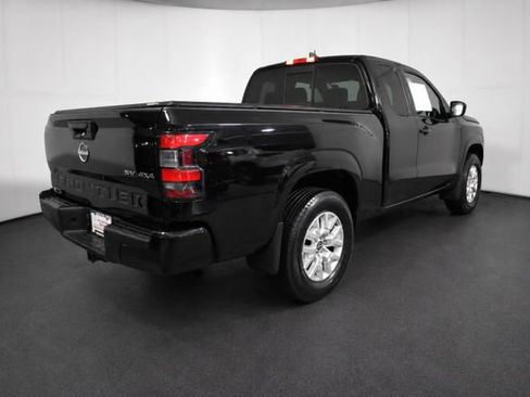 Used 2022 Nissan Frontier SV AWD/4WD image 4