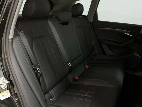 Used 2025 Audi Q6 e-tron Premium w/ Convenience Package RWD image 57