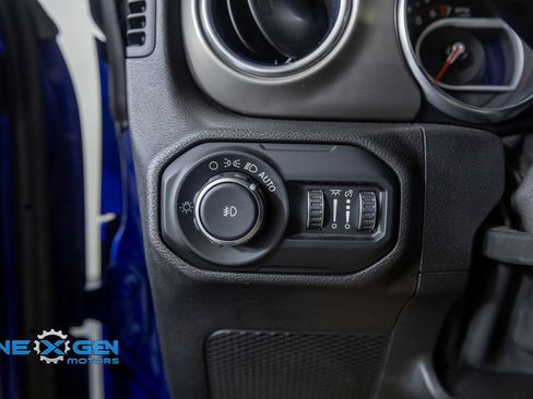 Used 2019 Jeep Wrangler Unlimited Rubicon AWD/4WD image 13