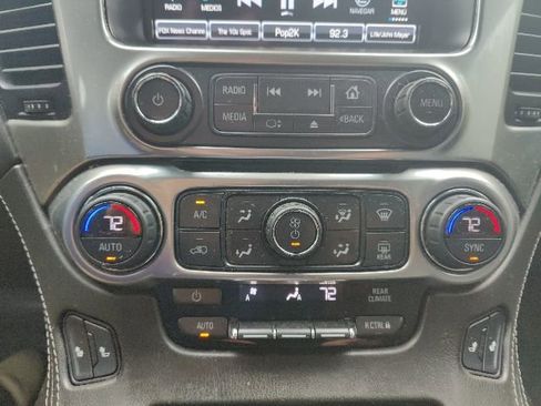 Used 2020 Chevrolet Tahoe LT w/ Luxury Package image 12