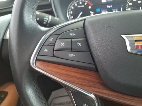 Used 2021 Cadillac XT5 Premium Luxury AWD/4WD image 33