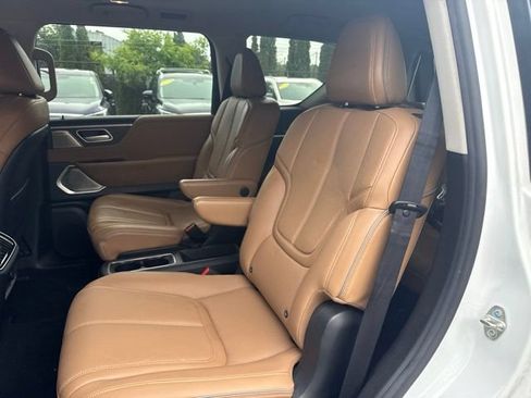 Certified 2025 INFINITI QX80 Sensory w/ Exterior Package AWD/4WD image 6