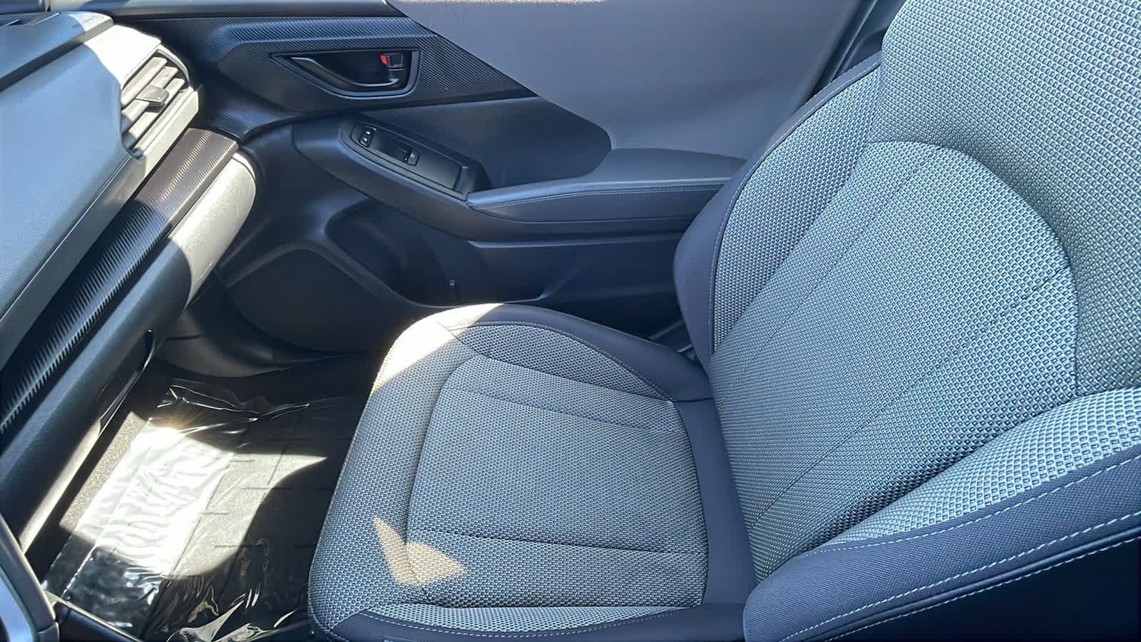 Certified 2024 Subaru Crosstrek 2.0i Premium AWD/4WD image 13