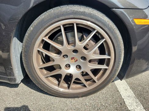 Used 2014 Porsche Panamera 4 image 6