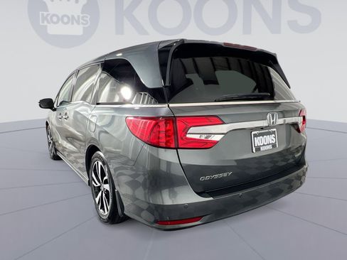 Used 2018 Honda Odyssey Elite image 4