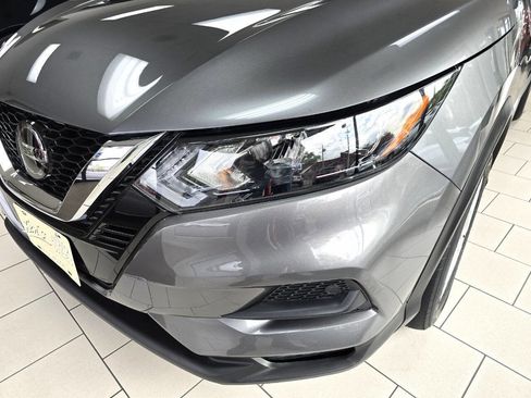 Used 2022 Nissan Rogue Sport SV image 6