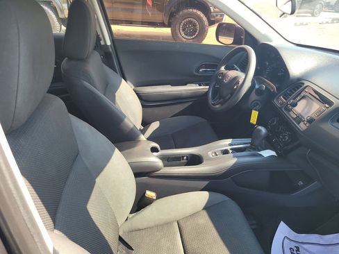 Used 2021 Honda HR-V LX image 25