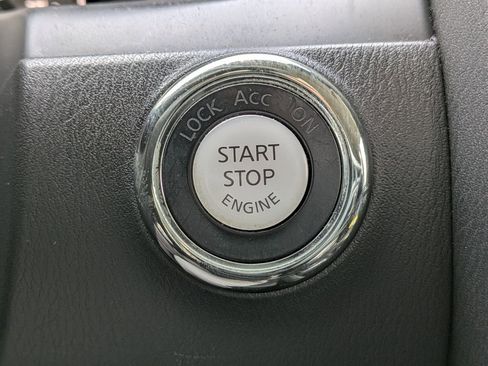 Certified 2022 Nissan Armada SV w/ SV Appearance Package image 30