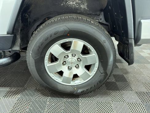 Used 2008 Toyota FJ Cruiser 4WD image 32