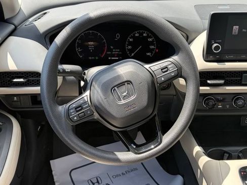 Certified 2024 Honda HR-V LX image 36
