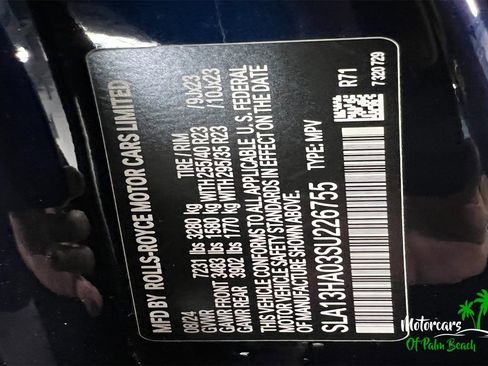 Used 2025 Rolls-Royce Cullinan image 19