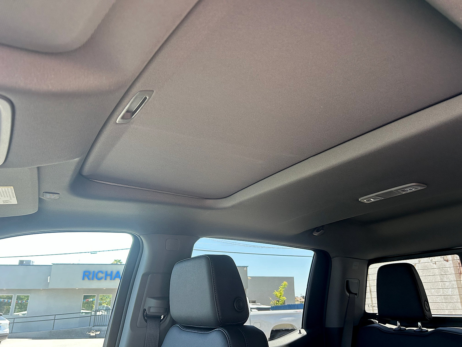 New 2026 Chevrolet Silverado 1500 LTZ w/ LTZ Premium Package AWD/4WD image 25