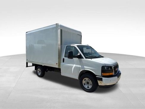 New 2025 GMC Savana 3500 w/ Power Convenience Package image 3