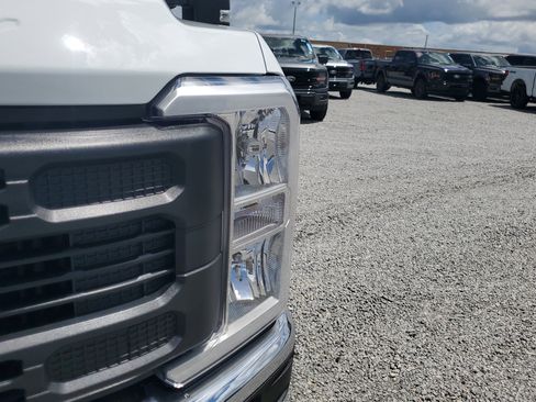 New 2026 Ford F350 XL image 4