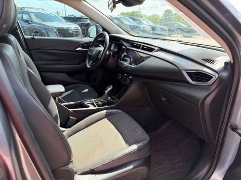 Used 2020 Buick Encore GX Select FWD image 17