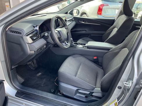 Used 2025 Toyota Camry LE FWD image 12