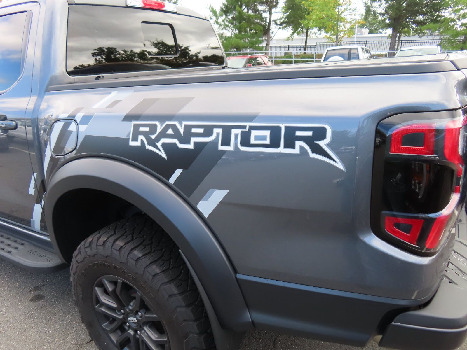 Used 2025 Ford Ranger Raptor AWD/4WD image 12