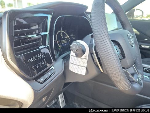 New 2026 Lexus TX 500h AWD image 16