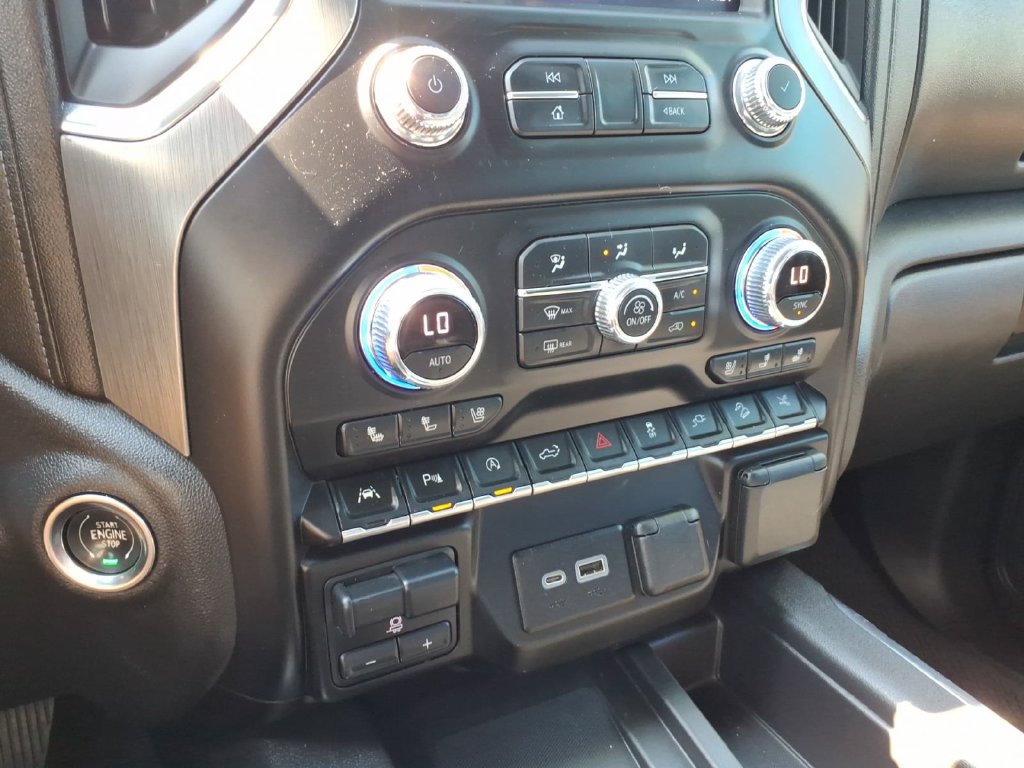 Used 2021 GMC Sierra 1500 Denali w/ Denali Ultimate Package AWD/4WD image 29