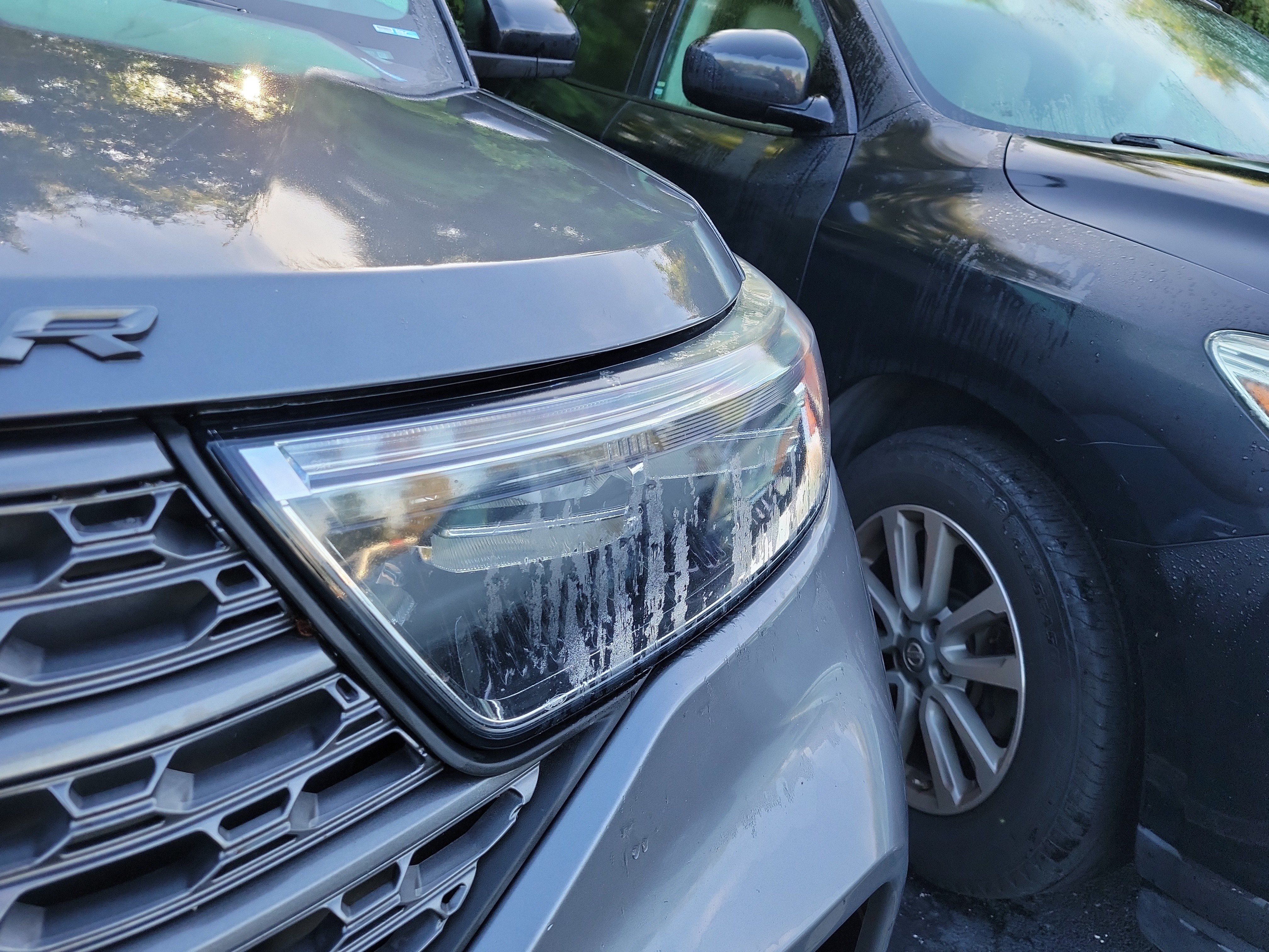 Used 2022 Ford Explorer XLT w/ Equipment Group 202A RWD image 5