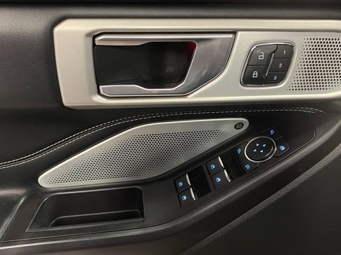 Used 2020 Ford Explorer ST w/ Premium Technology Package AWD/4WD image 14
