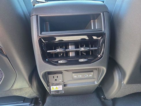 New 2026 Jeep Grand Cherokee Altitude AWD/4WD image 26