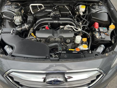 Used 2018 Subaru Legacy 2.5i Premium AWD/4WD image 38