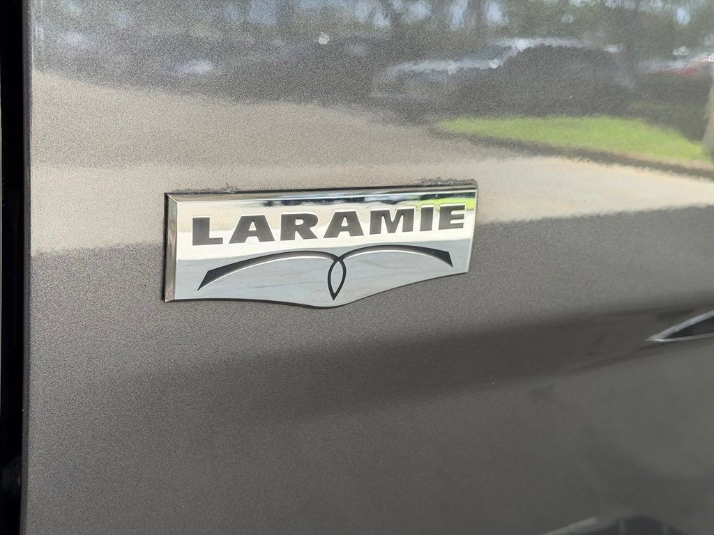 Used 2019 RAM 1500 Laramie w/ Convenience Group AWD/4WD image 22