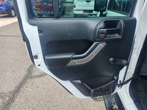 Used 2016 Jeep Wrangler Unlimited Sport AWD/4WD image 19