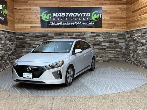 Used 2019 Hyundai Ioniq Base image 4