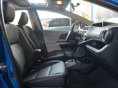 Used 2014 Toyota Prius C Four image 29