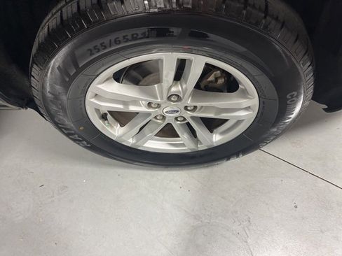 Used 2023 Ford Explorer XLT w/ Equipment Group 202A image 32