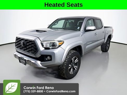 Used 2016 Toyota Tacoma TRD Sport image 3