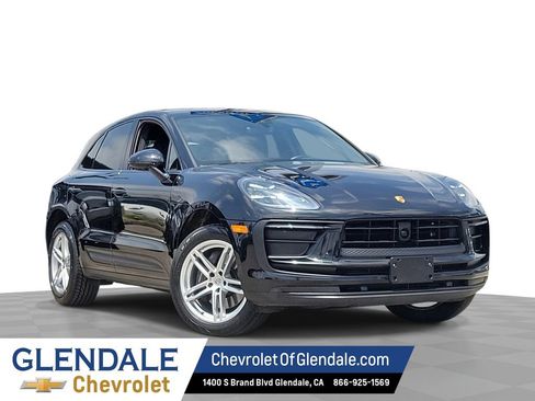 Used 2024 Porsche Macan Turbo AWD/4WD image 1