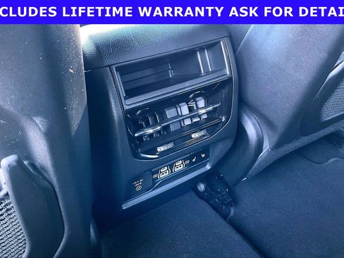 Used 2025 Jeep Grand Cherokee Limited AWD/4WD image 27