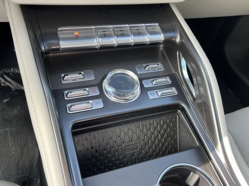 New 2026 Lincoln Nautilus Premier w/ Jet Appearance Package image 16