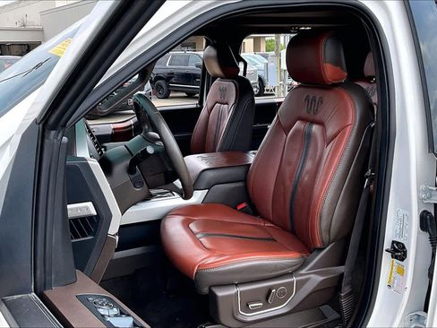 Used 2018 Ford F150 King Ranch w/ Equipment Group 601A Luxury image 8