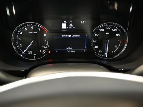 Used 2025 Cadillac XT5 Premium Luxury image 28