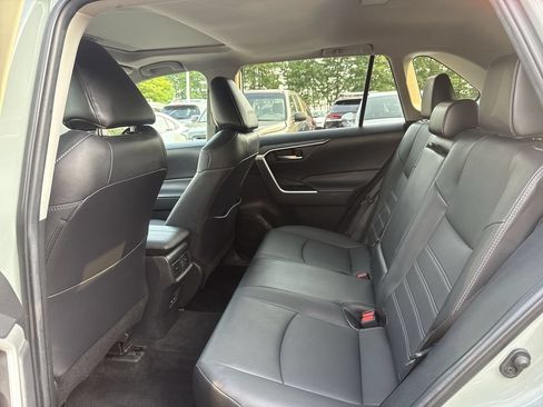 Used 2022 Toyota RAV4 XLE Premium AWD/4WD image 25