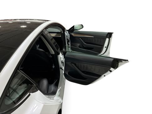 Certified 2023 Tesla Model 3 Standard Range RWD image 12