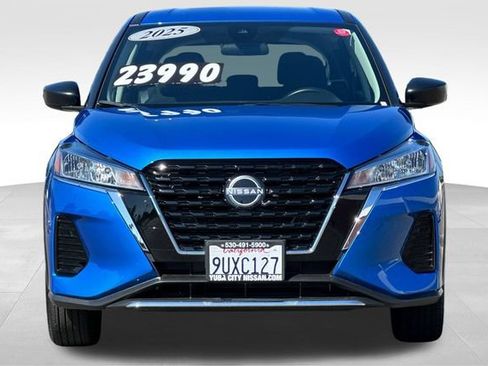 Certified 2025 Nissan Kicks Play S FWD image 9