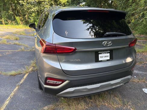 Used 2019 Hyundai Santa Fe SE FWD image 6