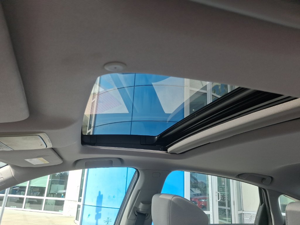 Used 2018 Honda Accord EX image 24