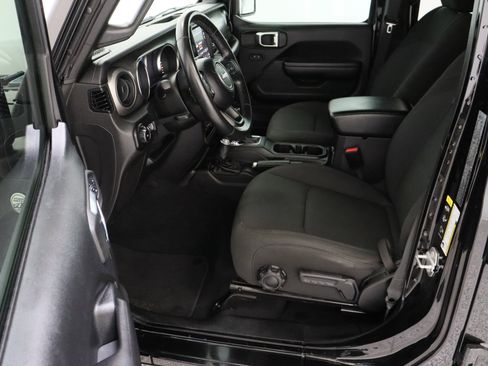 Used 2021 Jeep Wrangler Unlimited Sport w/ Sun And Sound Package AWD/4WD image 14