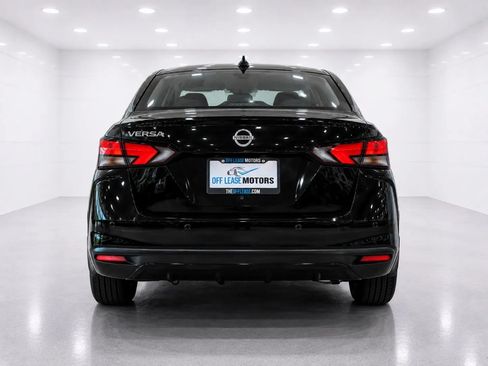 Used 2025 Nissan Versa SV w/ Trunk Package FWD image 4